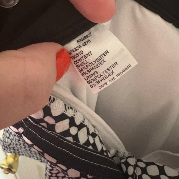 Tail Activewear Printed Golf & Pickleball Skort | Athletic Stretch | Size 6 - Picture 10 of 11